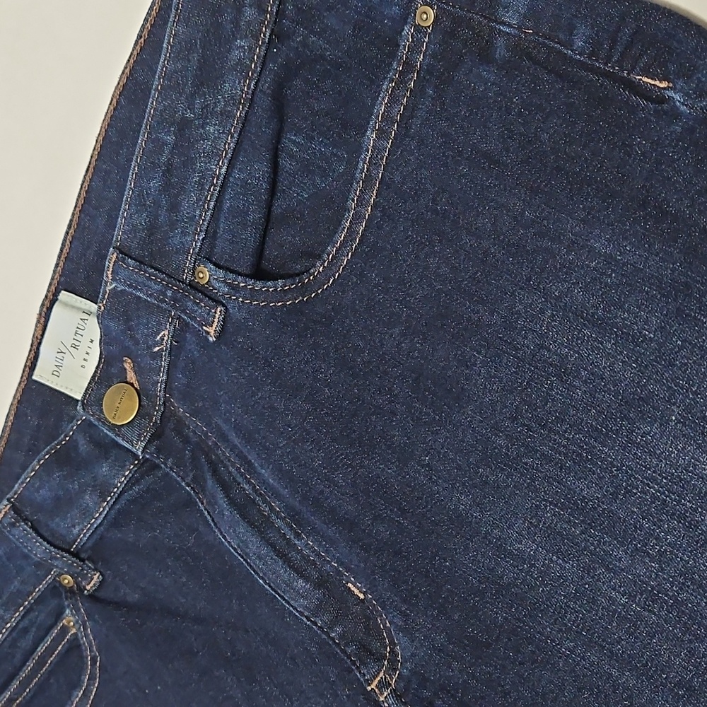Daily Ritual Women's Dark Indigo Skinny Jeans Size 32R
